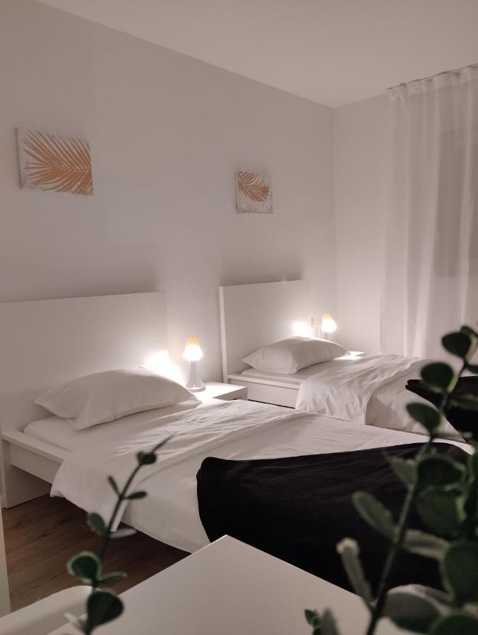 B&B Osijek - MARIJA APARTMAN - Bed and Breakfast Osijek