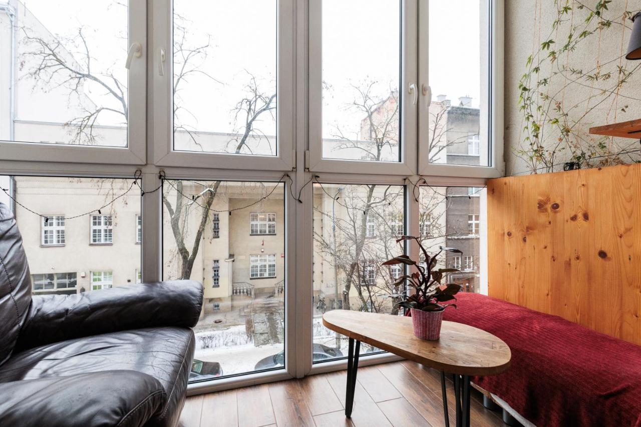 Luminous Loft - Modern Old Town Apartment - by Upstairs - Chambres d’hôtes Cracovie