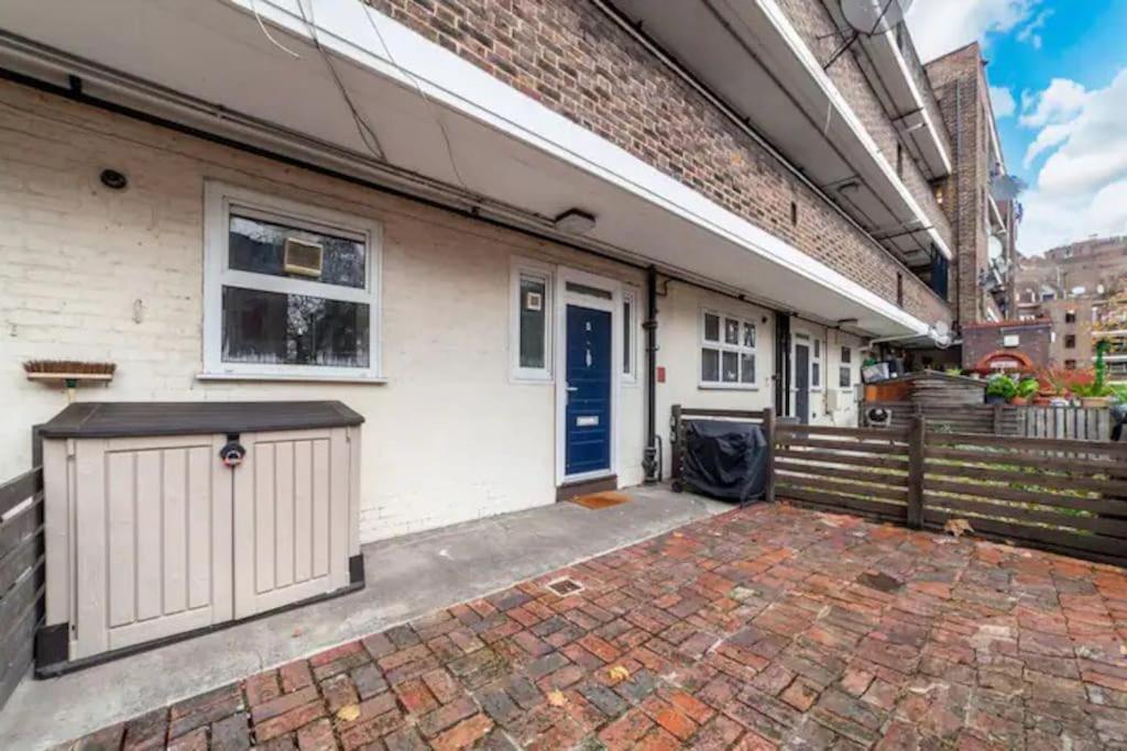 Family ground flr Flat Central London free Parking - B&B Londra