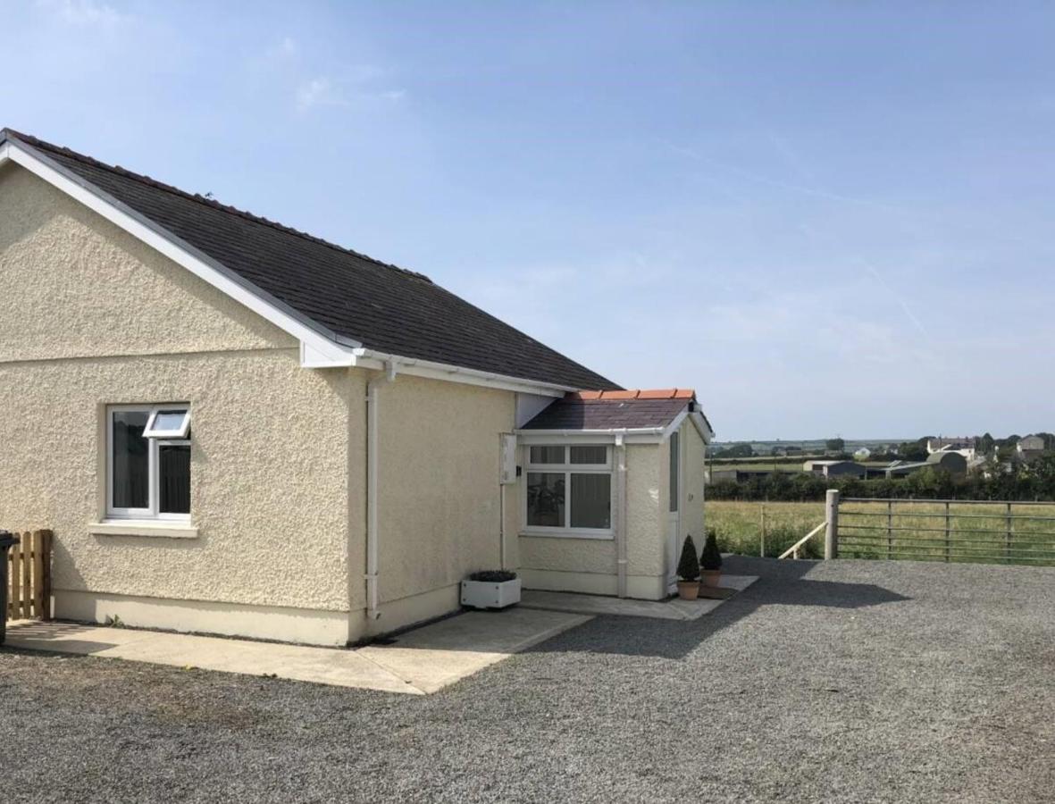 B&B Aberteifi - The Annexe - Spacious 2 bedroom detached cottage - Bed and Breakfast Aberteifi