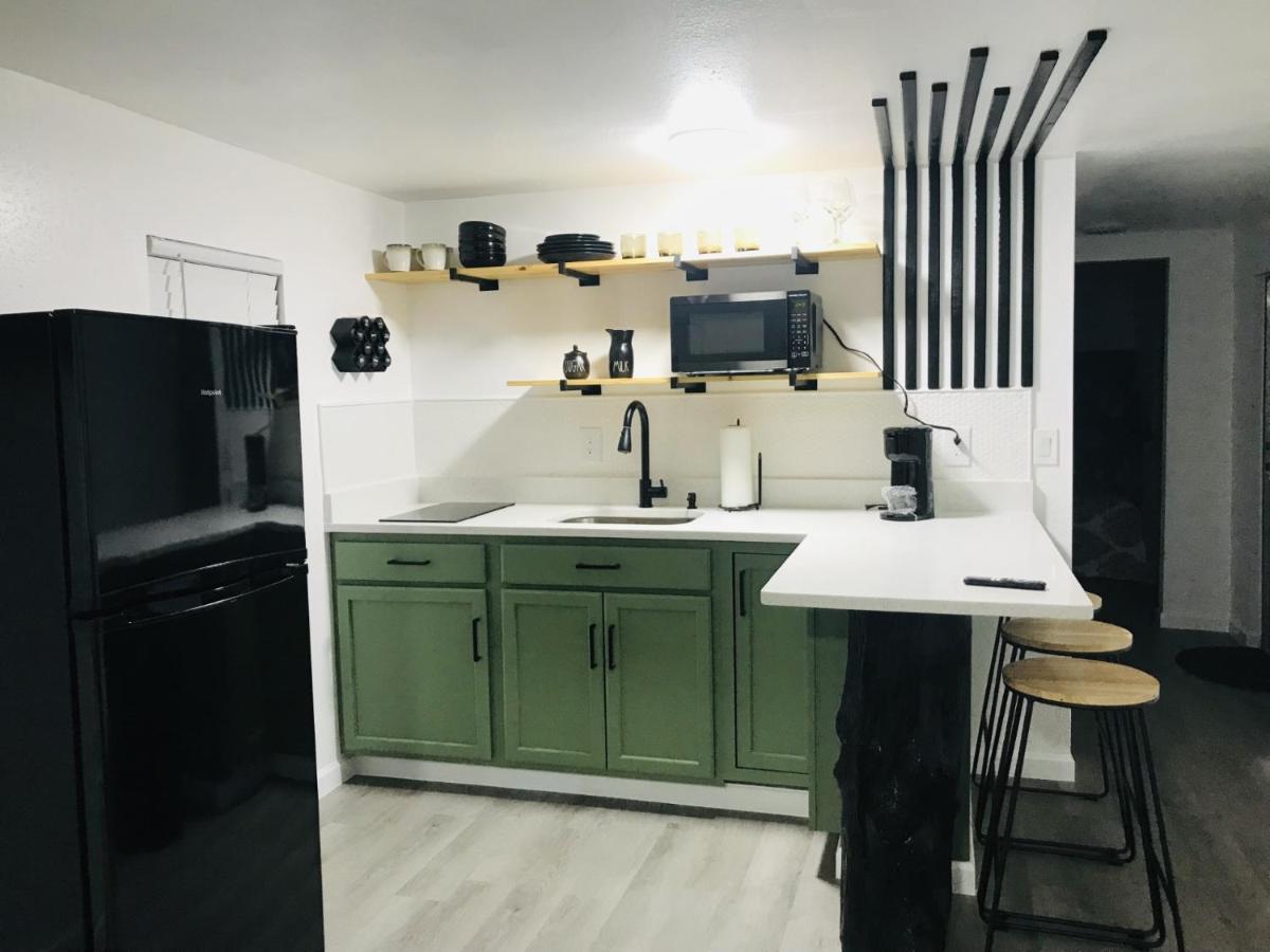 10515 Houston Avenue - B&B Hudson