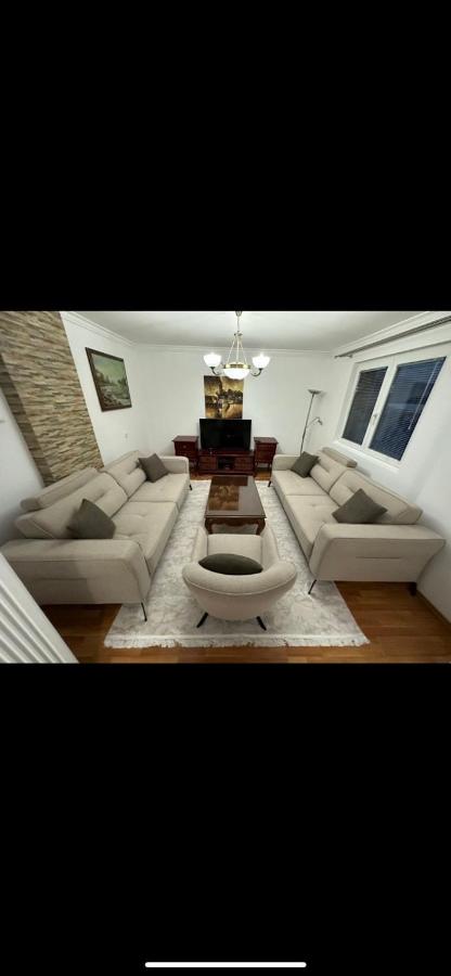 Ema Guest House - B&B