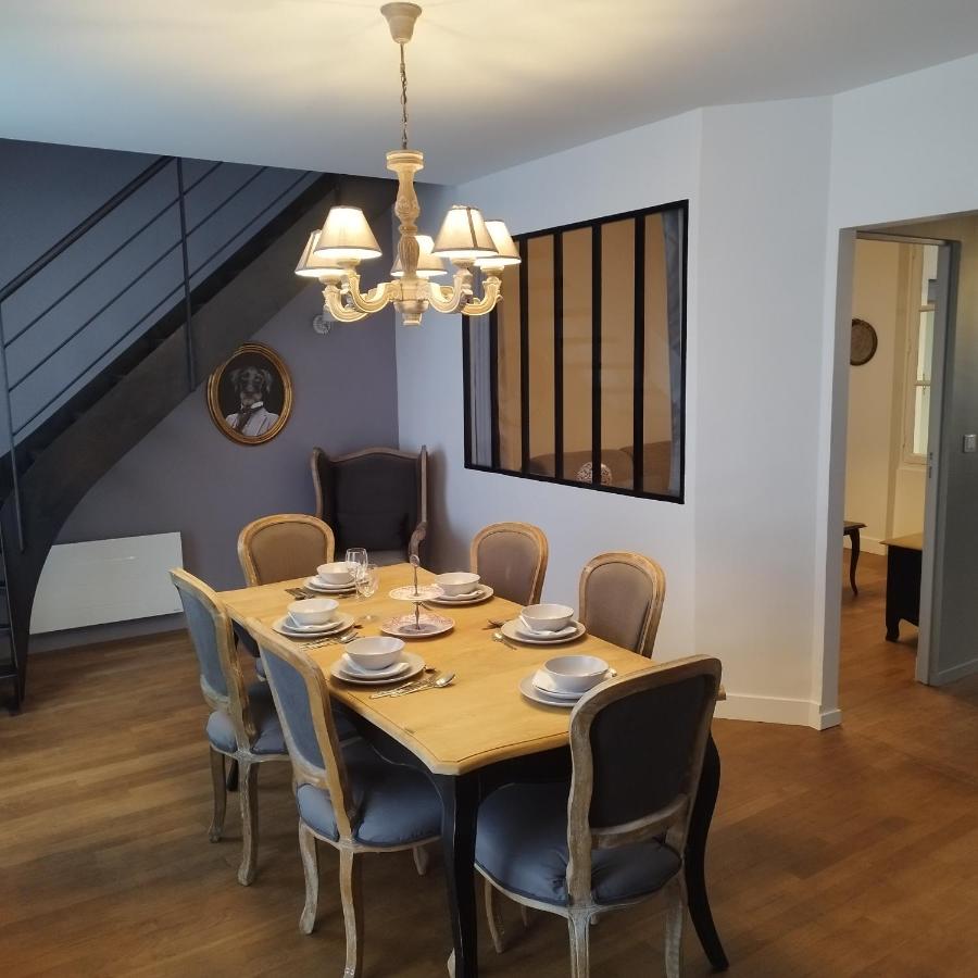 Spacieux duplex en plein centre-ville de Fontainebleau - B&B Fontainebleau