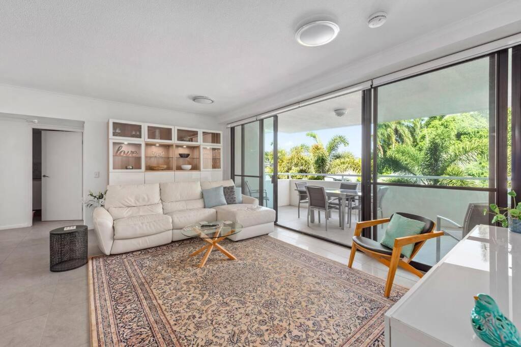 New Farm Water Views! 2Bed/2Bath/1Car - B&B Brisbane