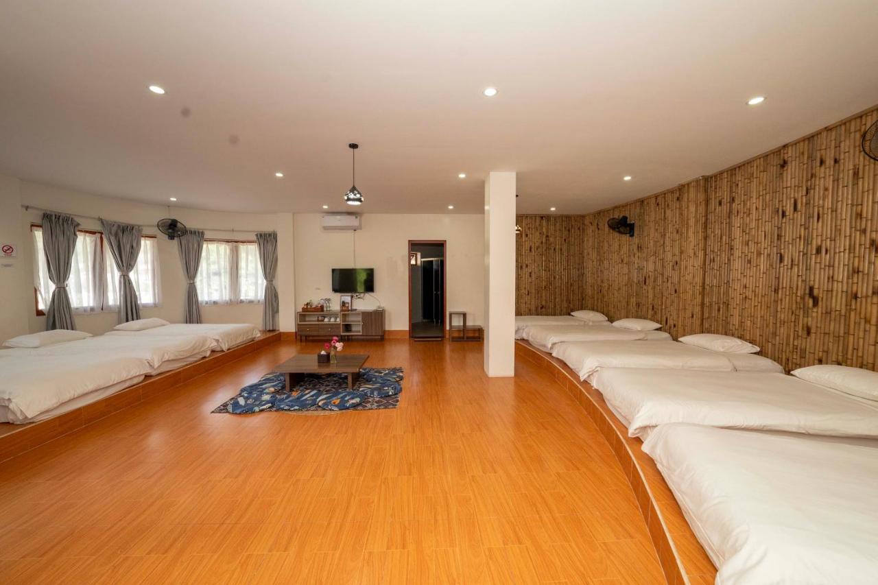 Mixed Dormitory Room