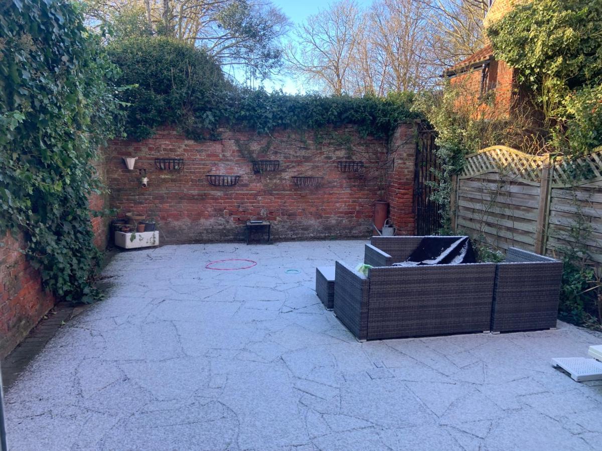 Central Beverley 4-Bedroom Townhouse - B&B Beverley