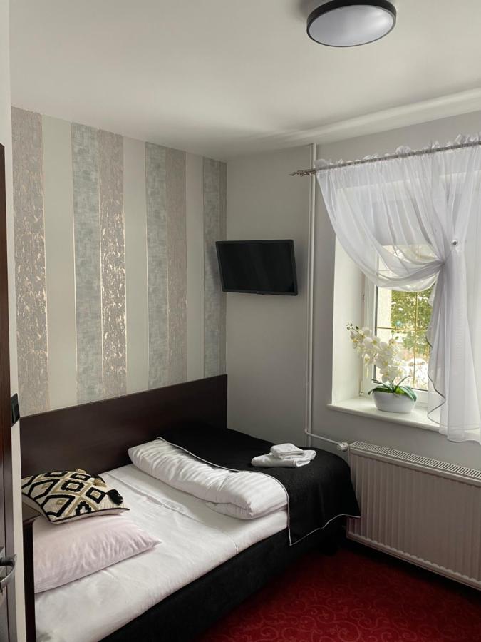 Standard Single Room with Shower