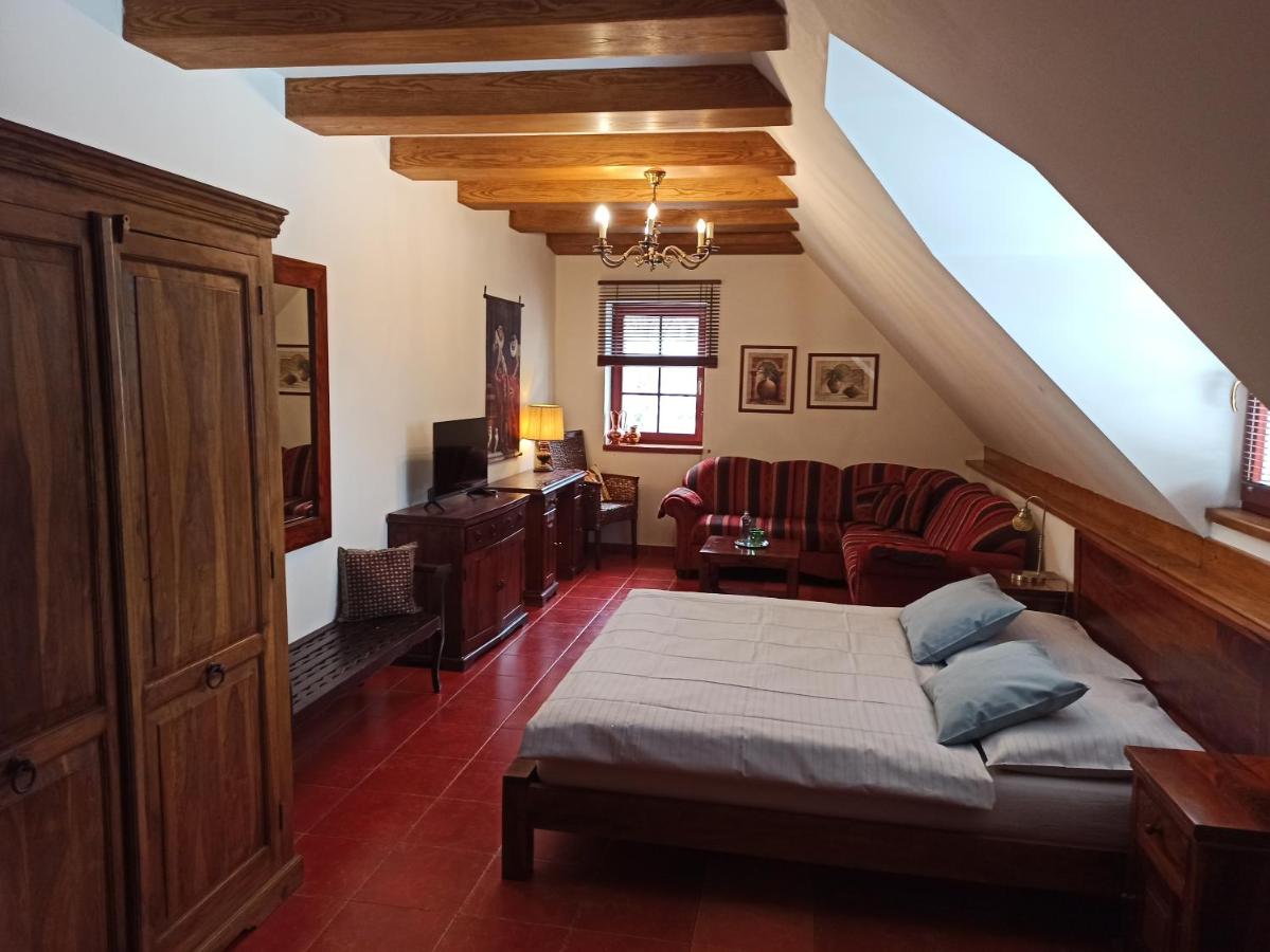 Comfort Dreibettzimmer mit Dusche