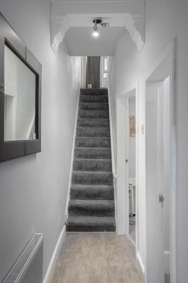 Beautiful Family Home in Blackpool for you - B&B