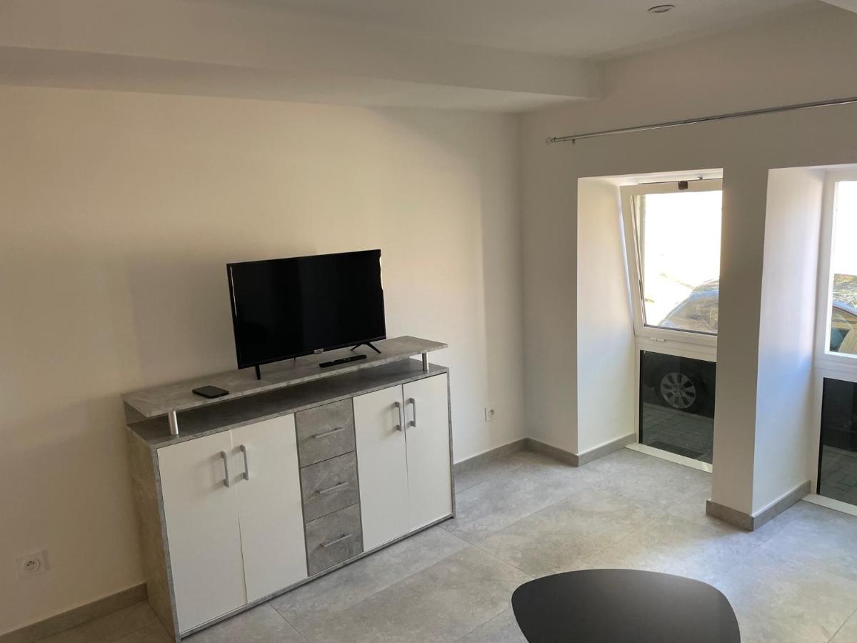 Studio with Terrace