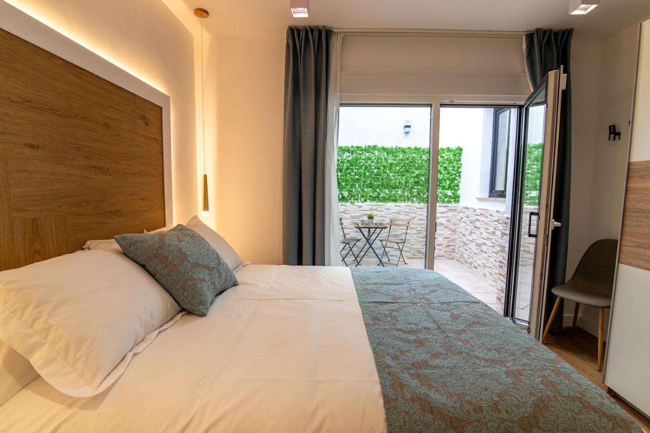 B&B Valdepeñas - MQ Suites Veronica - Bed and Breakfast Valdepeñas