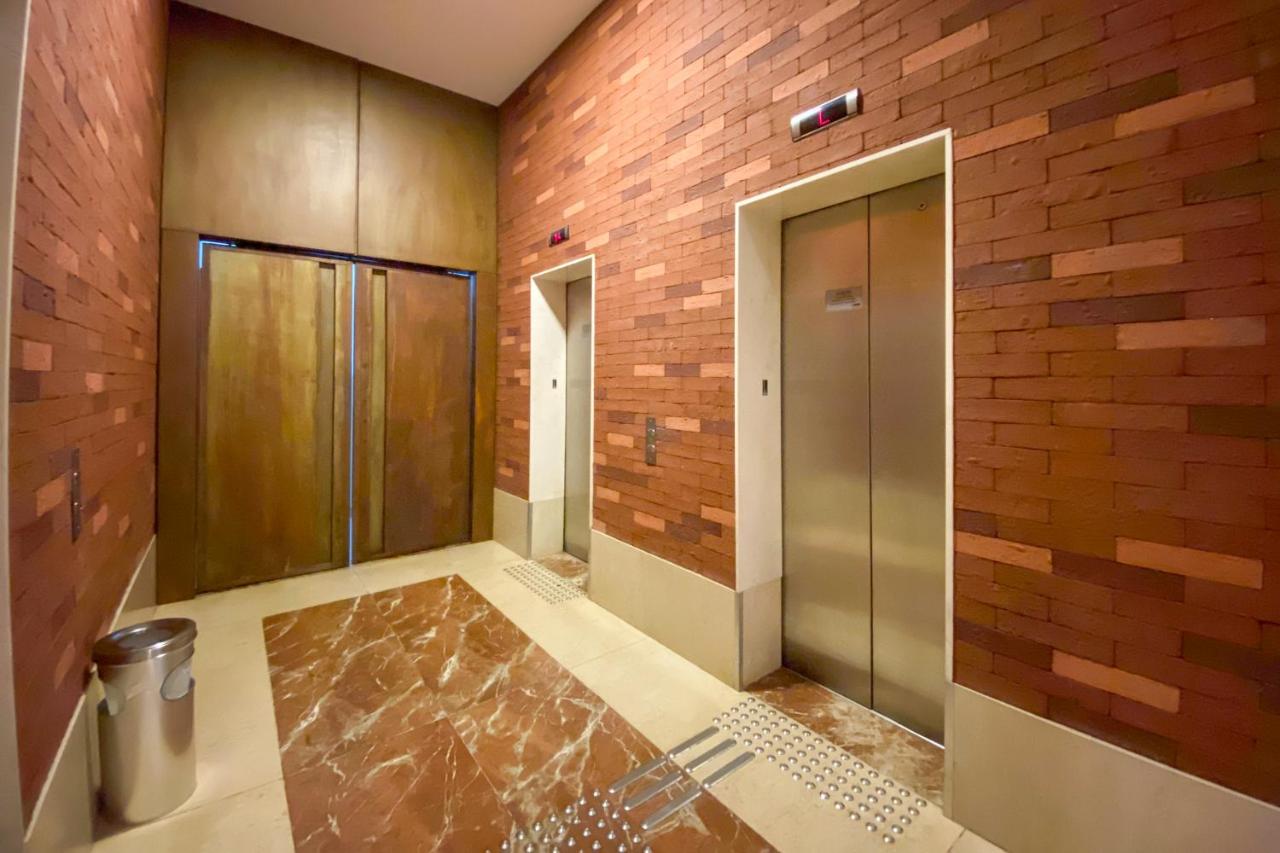 Nobile, espaçoso e central. Com garagem! - Ferienwohnung Brasília