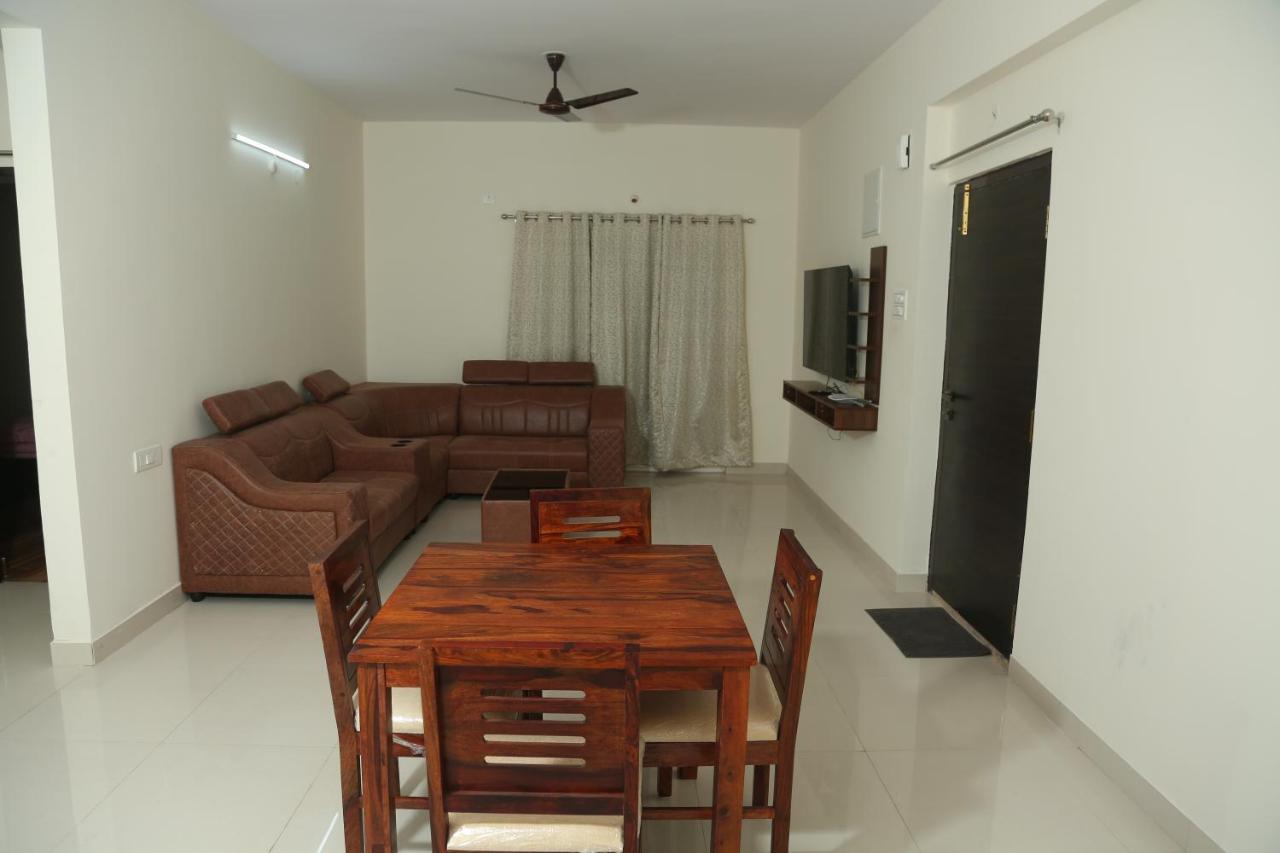 B&B Haiderabad - Mee Homes - Madhapur Fully Furnished 2 BHK Flats - Bed and Breakfast Haiderabad