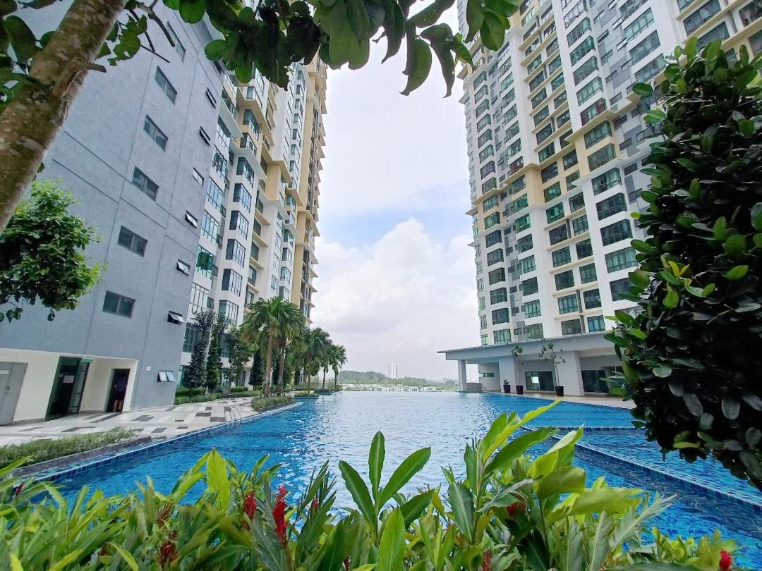 ARC Austin Hills Residensi by Antlerzone - Ferienwohnung Johor Bahru