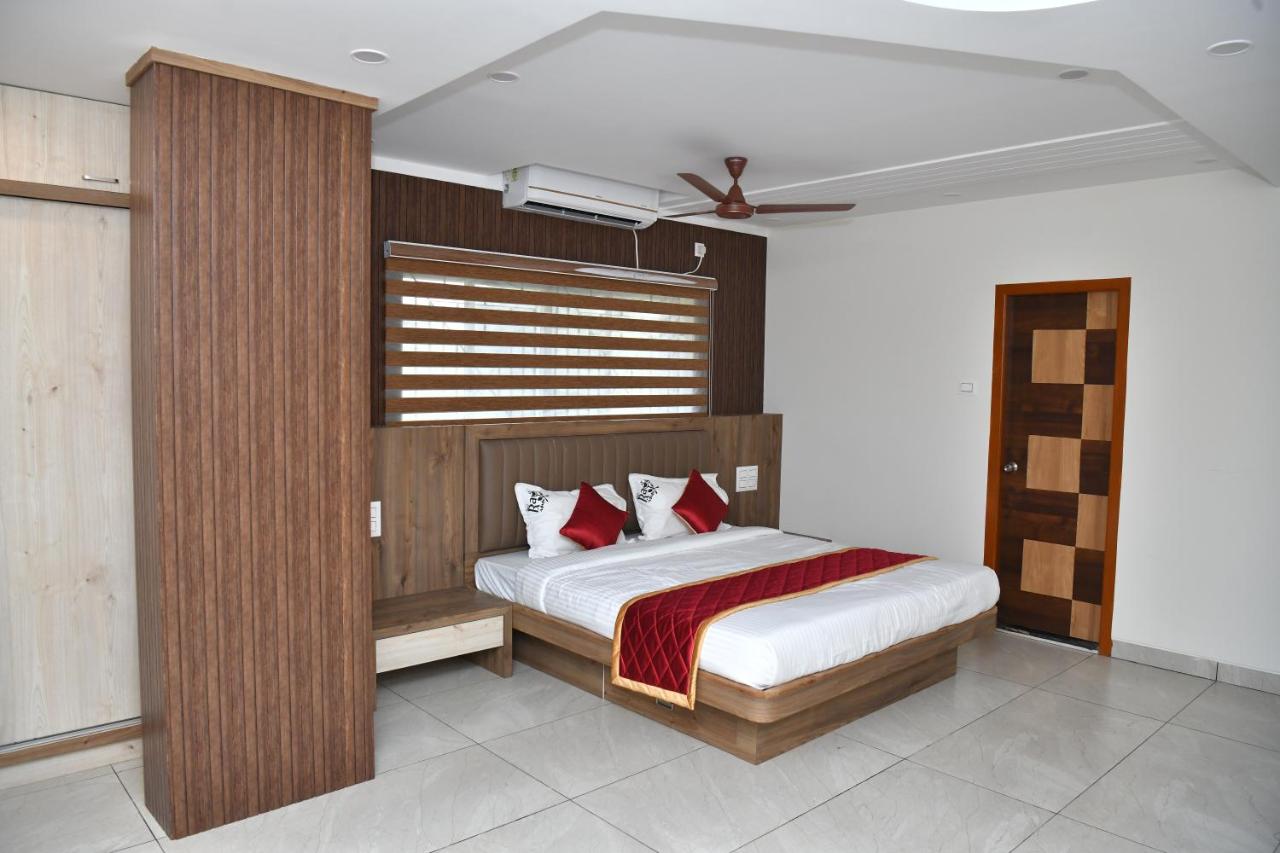 B&B Dharmastala - Hotel Rays Inn Boarding & Lodging - Bed and Breakfast Dharmastala