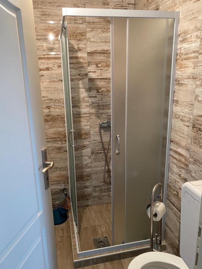 Apartman Happy 3 - Ferienwohnung Kragujevac