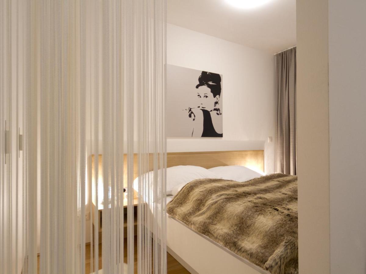 Balcony Dream Mariahilf Top 29 - B&B Vienna