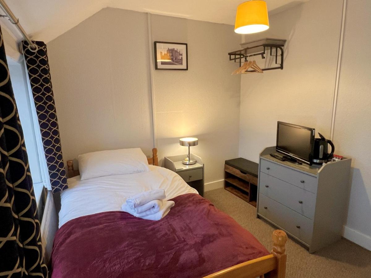 Standaard Eenpersoonskamer met Gedeelde Badkamer
