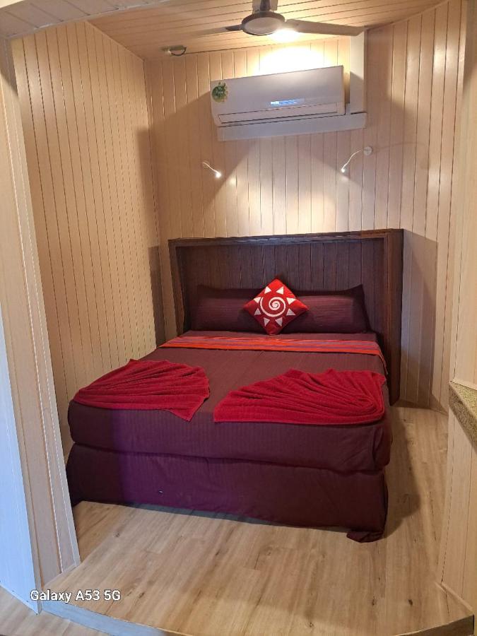 Deluxe Doppelzimmer mit seitlichem Meerblick