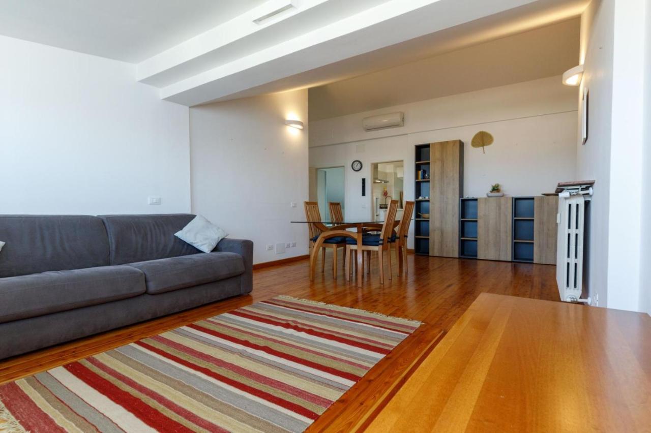 EasyMoon - B&B Mestre