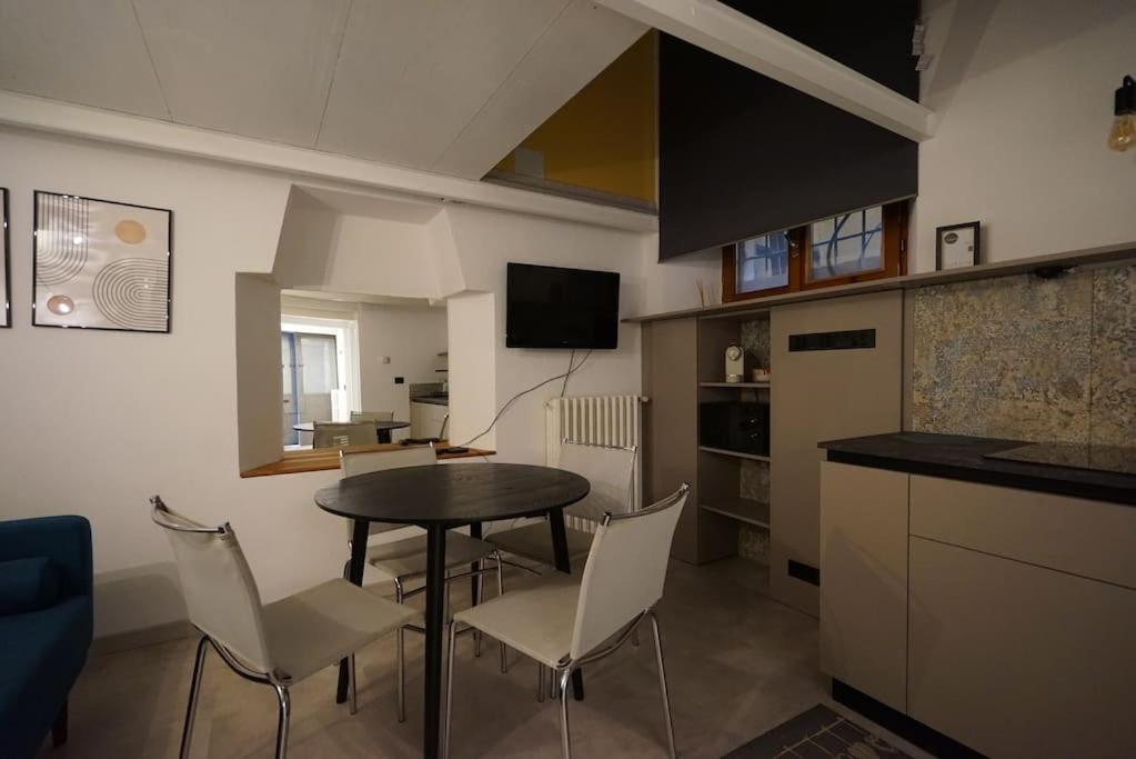 A due passi dal bosco verticale - B&B