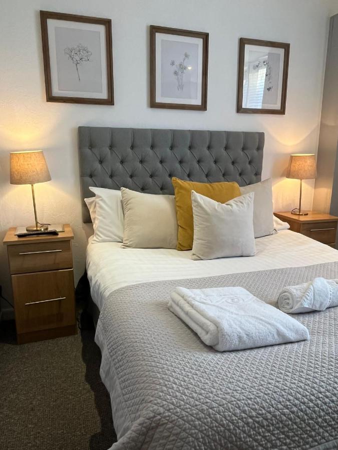 B&B Exeter - Bishops Park Hotel At Fingle Glen - Bed and Breakfast Exeter