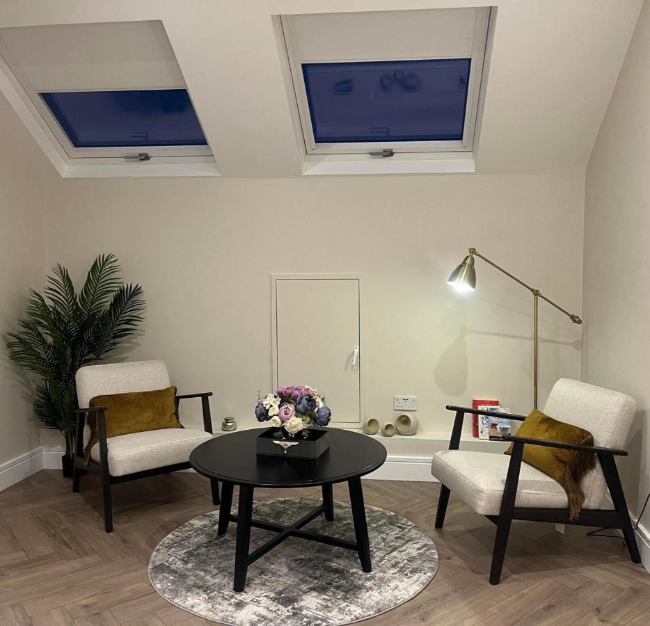 Attic Room in Citywest - B&B Dublin