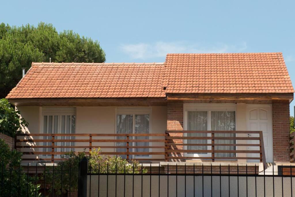 PH al frente en Mar del Plata para 6 personas, con seña - Bed and Breakfast Mar del Plata