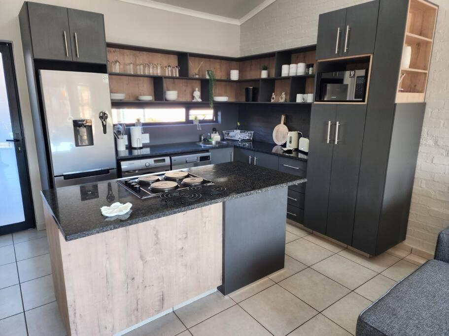 B&B Potchefstroom - Home@Micasa Unit 95 - Bed and Breakfast Potchefstroom