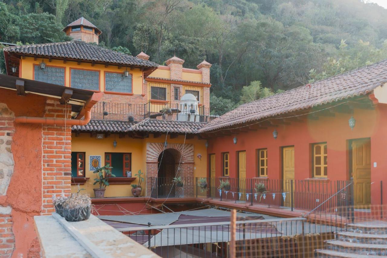 B&B Antigua Guatemala - Vihara - Spa, Yoga, Wellness & Events - Bed and Breakfast Antigua Guatemala