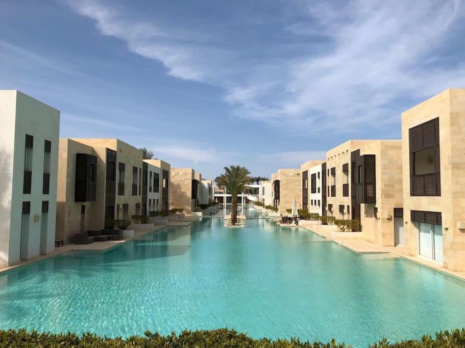 B&B Hurghada - Bright & Lovely 2 Beds Apartment in Scarab Club, El Gouna - Bed and Breakfast Hurghada