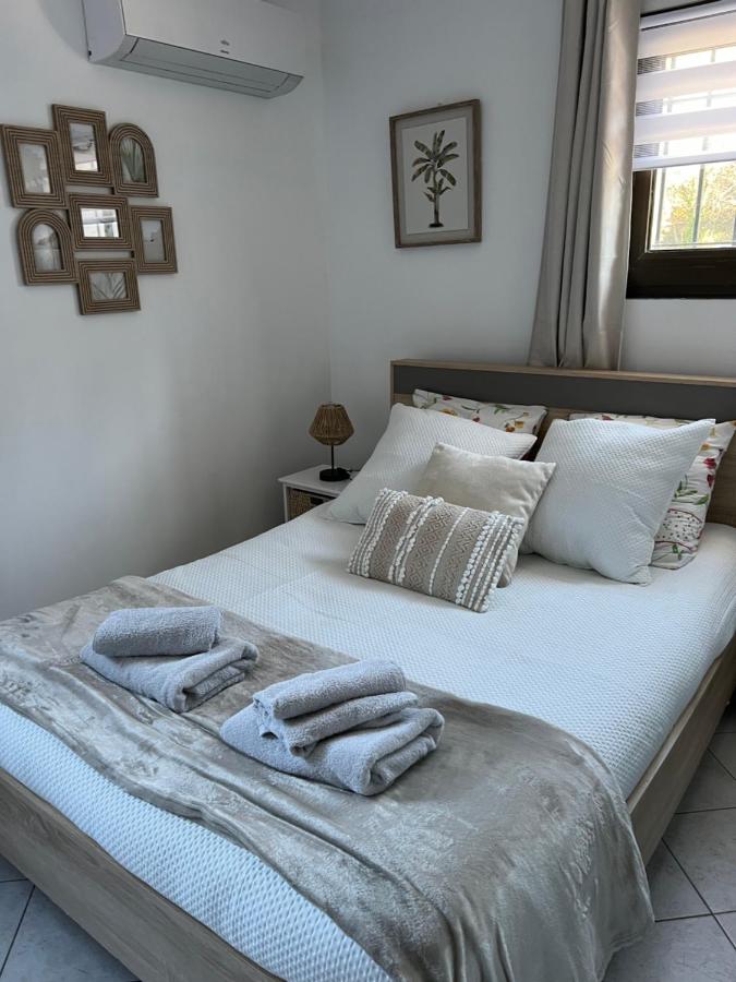 Deluxe Double Room with Shower