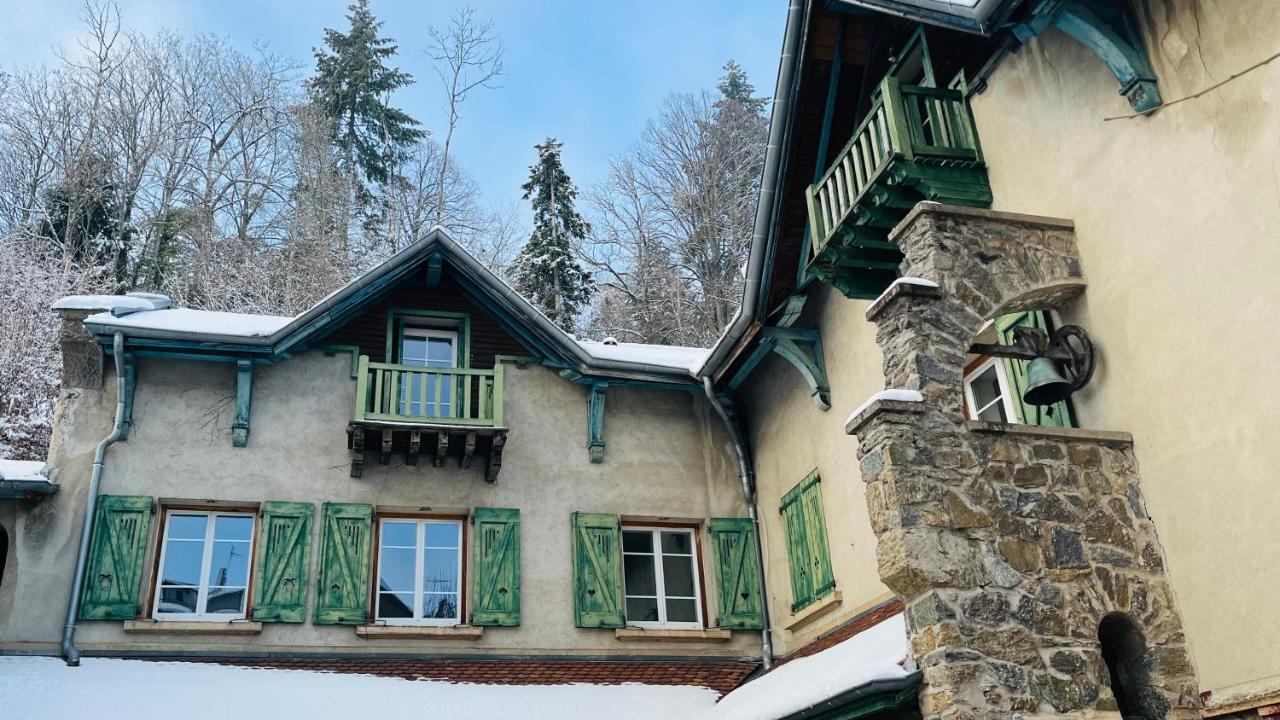 Villa Les Roches d'Yzeron - Chambres d’hôtes