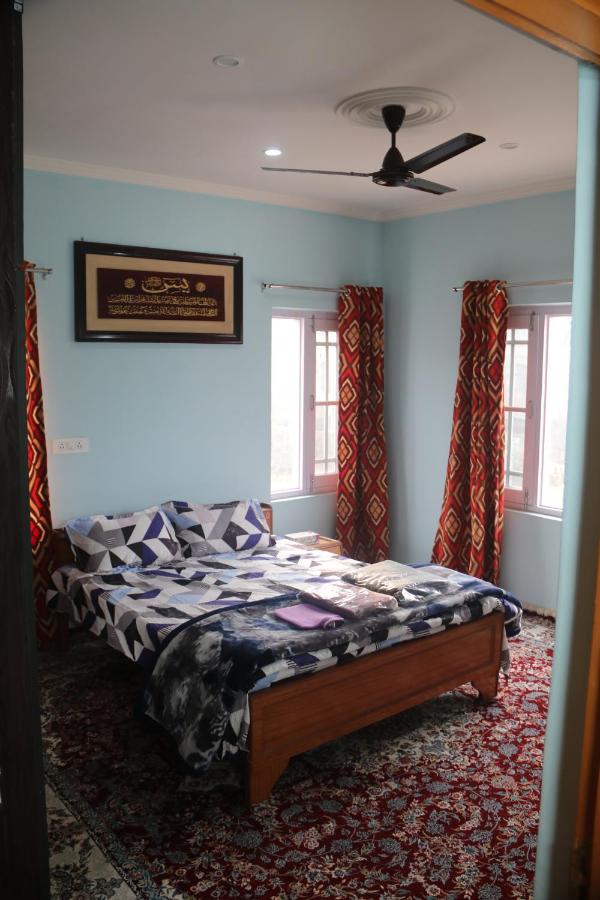 B&B Srinagar - Baba BabaBah - Bed and Breakfast Srinagar