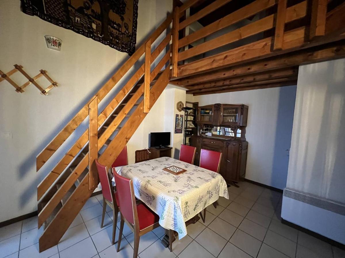 B&B Les Angles - Appartement Les Angles, 2 pièces, 4 personnes - FR-1-593-20 - Bed and Breakfast Les Angles