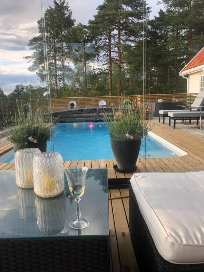 B&B Son - Leilighet i Sørlandshus i Son - Sjøutsikt - Nær Son Spa - Bed and Breakfast Son