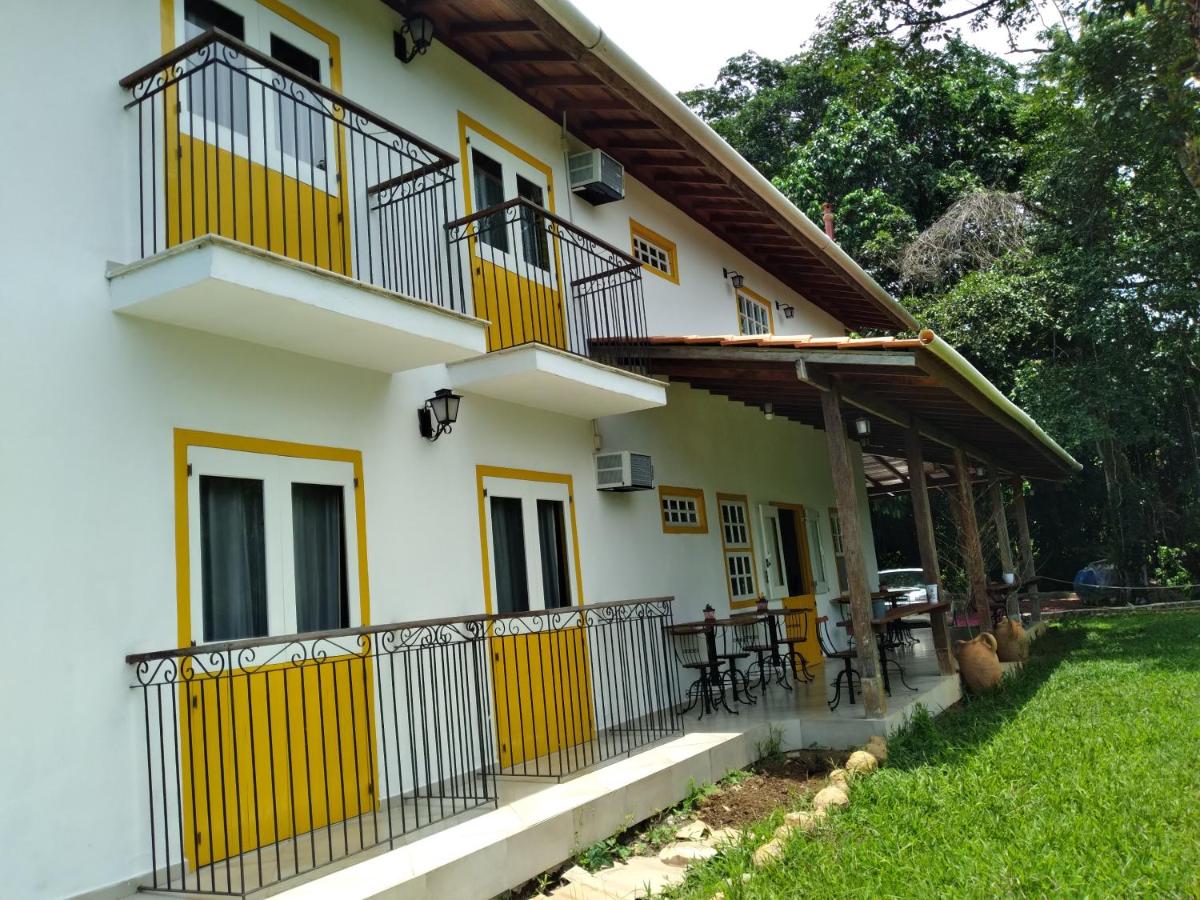 Fazenda do Bosque - Pousada e Capril - B&B