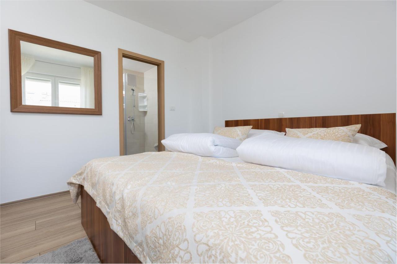 Luxury villa Vincent - Ferienwohnung Slatine