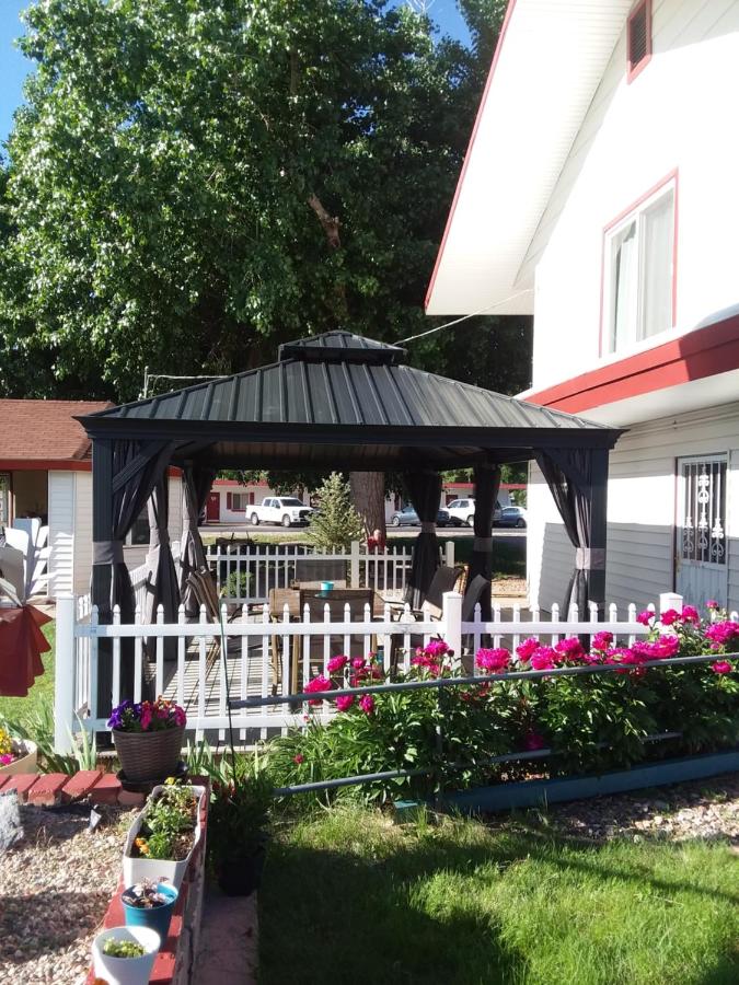 B&B Cañon City - Travel Inn Motel - Bed and Breakfast Cañon City