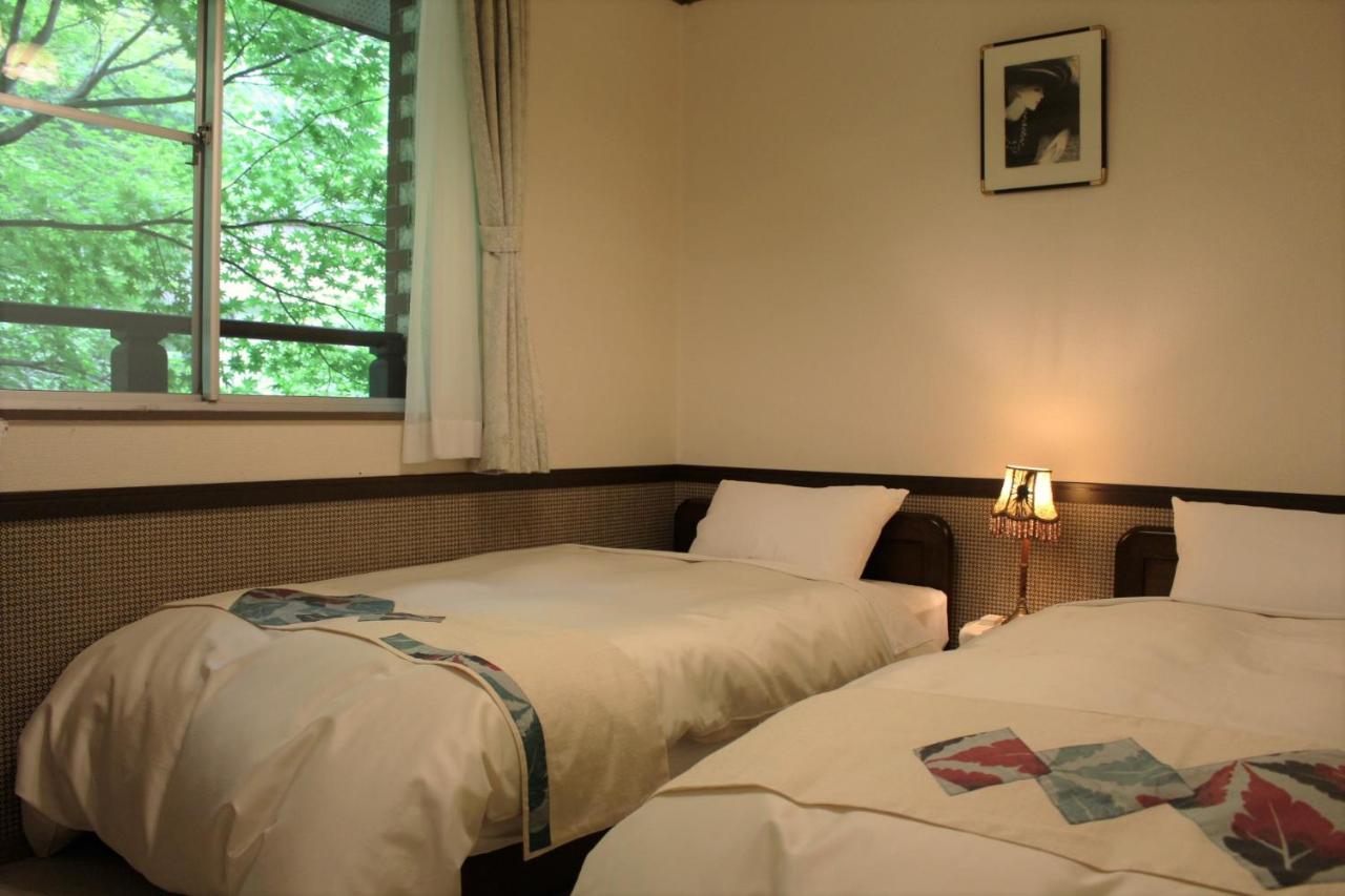 Zweibettzimmer