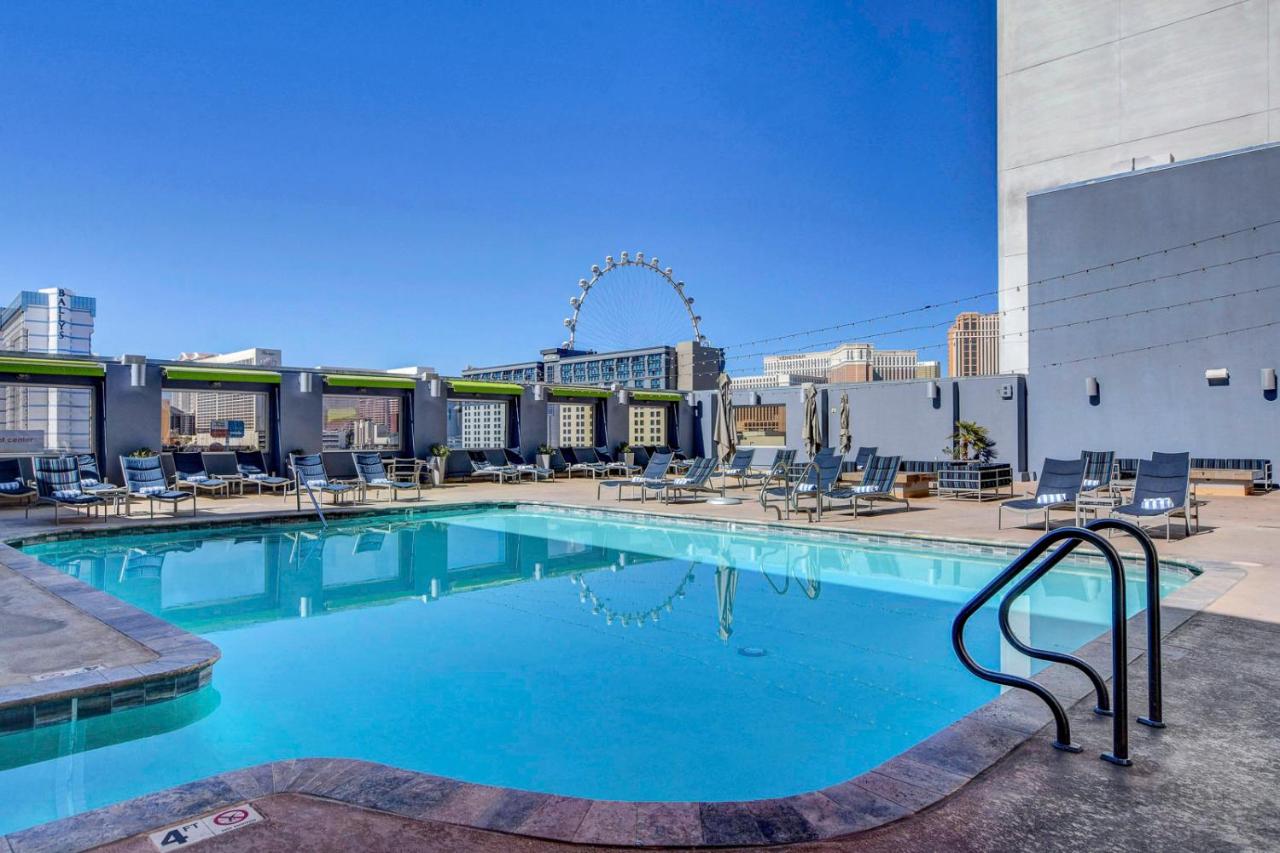 Princess Suite * Platinum Hotel with balcony Strip VIEW - Chambres d’hôtes Las Vegas