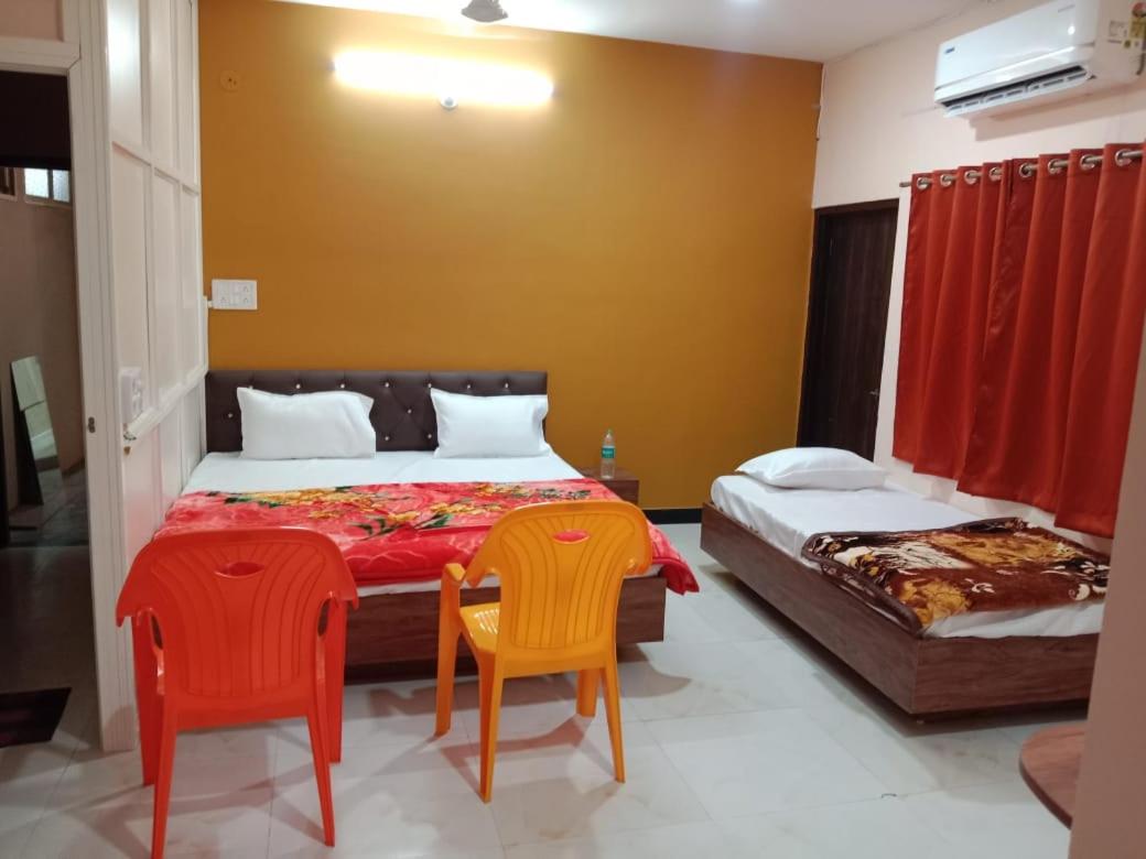 B&B Ujjain - Shree radhe krishna palace ujjain - Bed and Breakfast Ujjain