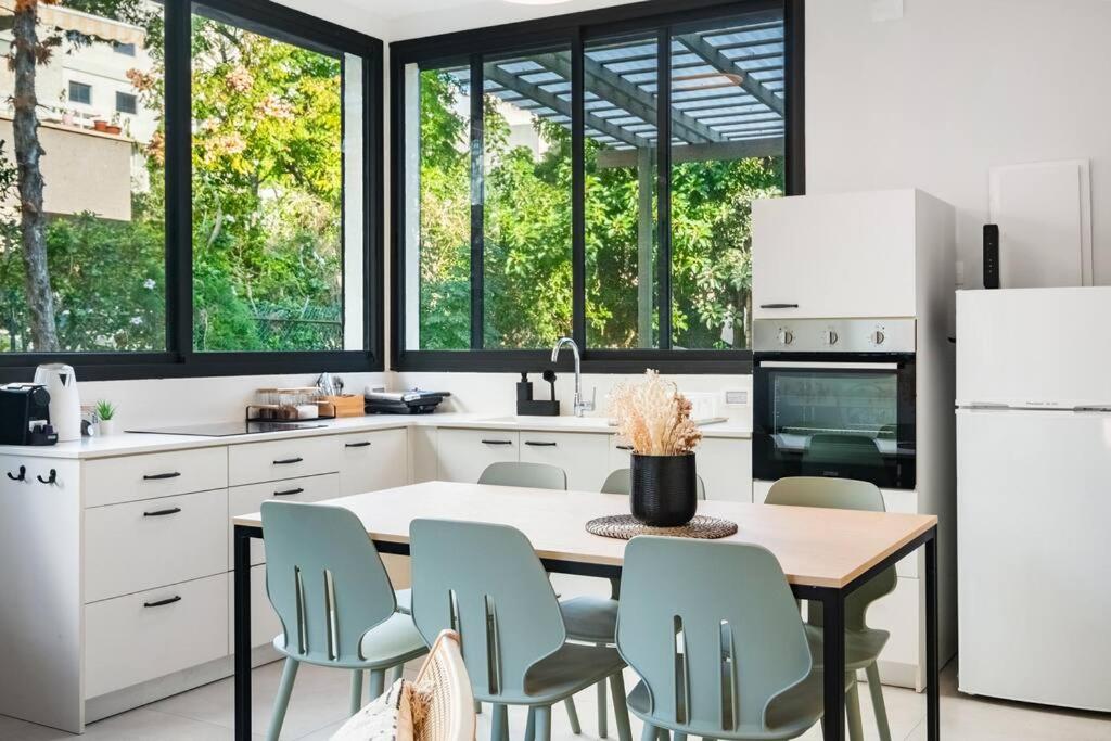 Sweet and rural home in Ra’anana - B&B Raanana