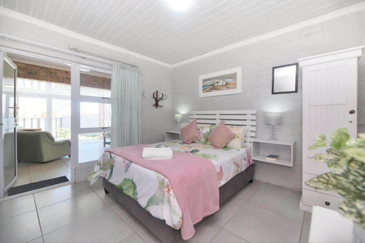The Cove - B&B Struisbaai