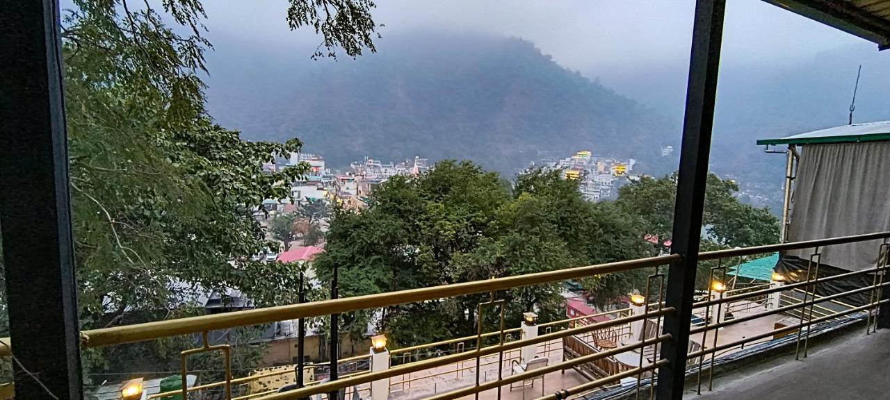 B&B Rishikesh - Hotel Grace Ganga - Bed and Breakfast Rishikesh