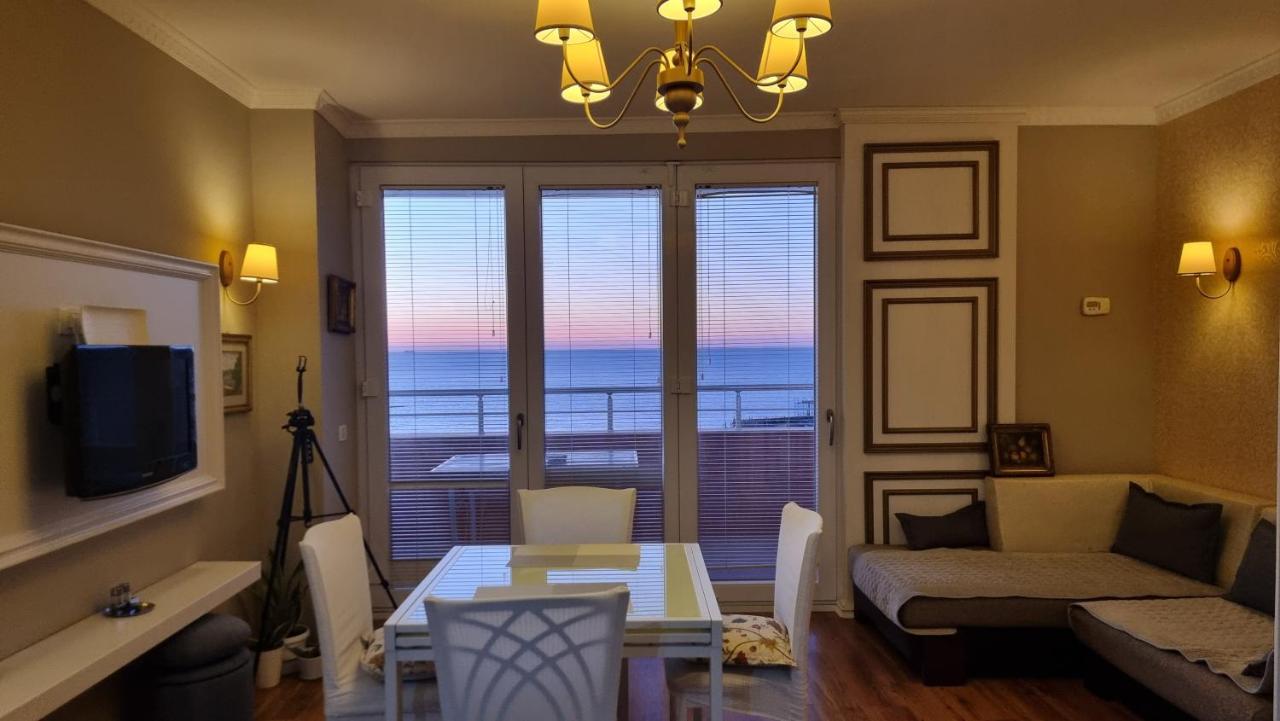 B&B Durrës - Sunset seaview apartment - Bed and Breakfast Durrës