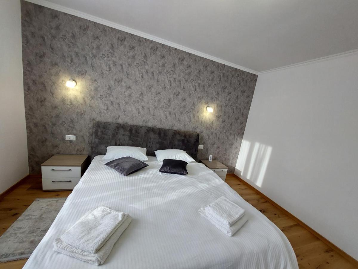 Trandafirului Residence Central Suceava - B&B