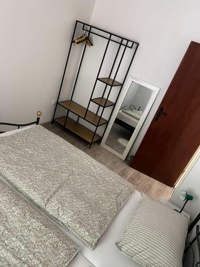 Apartment Murati - B&B Vicani