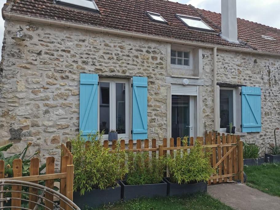 B&B Moisson - Maison Moisson 4-6 personnes 2 chambres - Bed and Breakfast Moisson