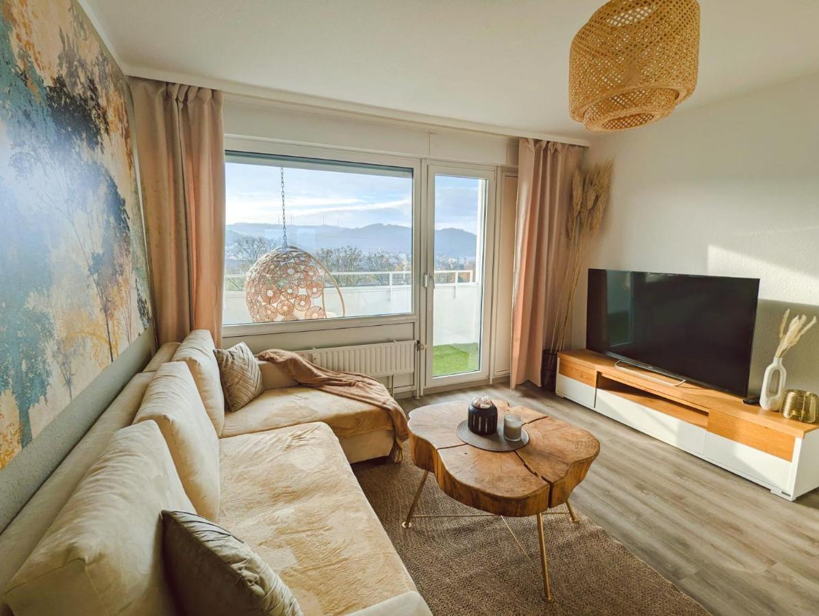 Wohnung mit Balkon und Aufzug - Ferienwohnung